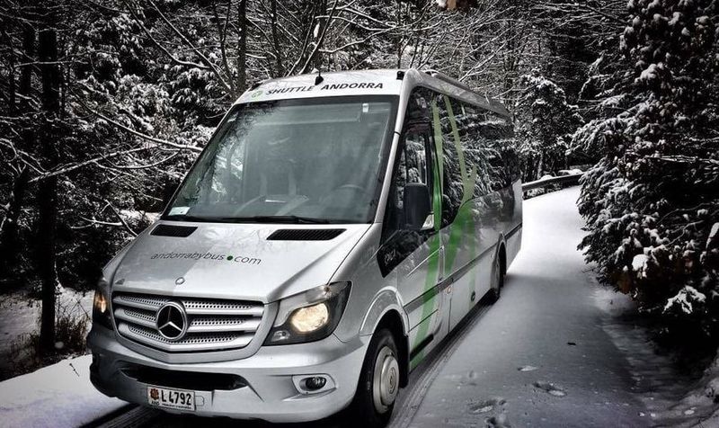 Toulouse Airport to Andorra: Shuttle Bus & Private Transfer Guide